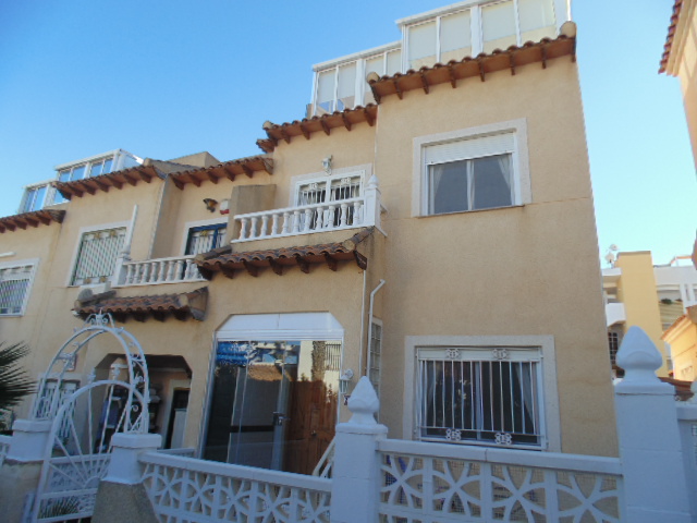 2 bedroom house / villa for sale in Villamartin, Costa Blanca