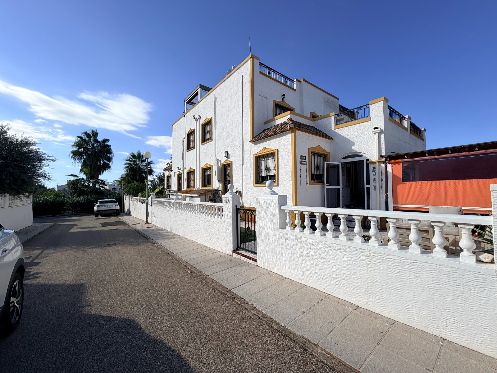 Woning · Herverkoop - Orihuela · Entre Naranjos Vistabella · Alicante · Spanje