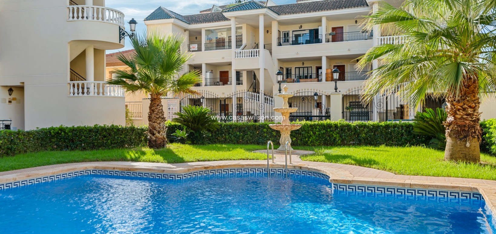 Sale - Apartment - Jacarilla