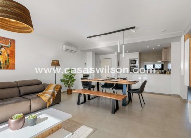 Sale - Apartment - El Raso