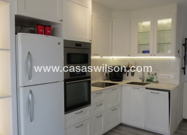 Sale - Apartment - Torrevieja - Center