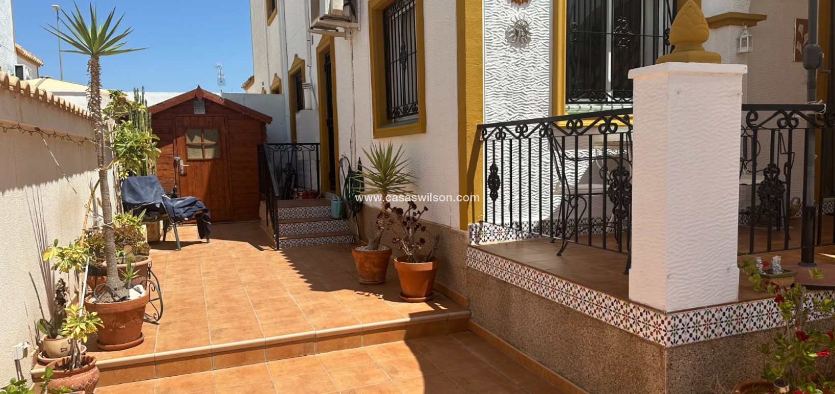 Sale - Townhouse - Orihuela - Entre Naranjos - Vistabella