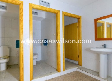 Sale - Business premises - Torrevieja