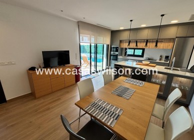 Sale - Villa - Ciudad Quesada