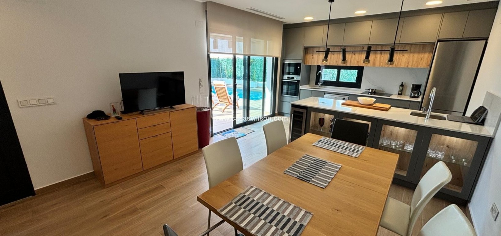 Sale - Villa - Ciudad Quesada