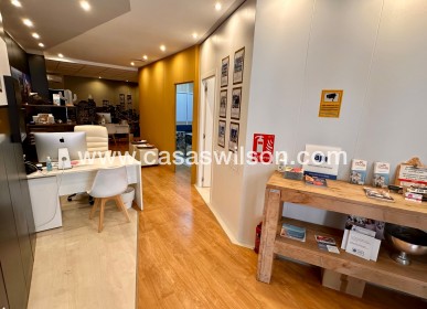 Sale - Business premises - Guardamar del Segura - Guardamar Center