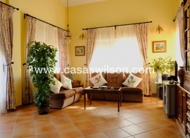 Sale - Country Property/Finca - Orihuela