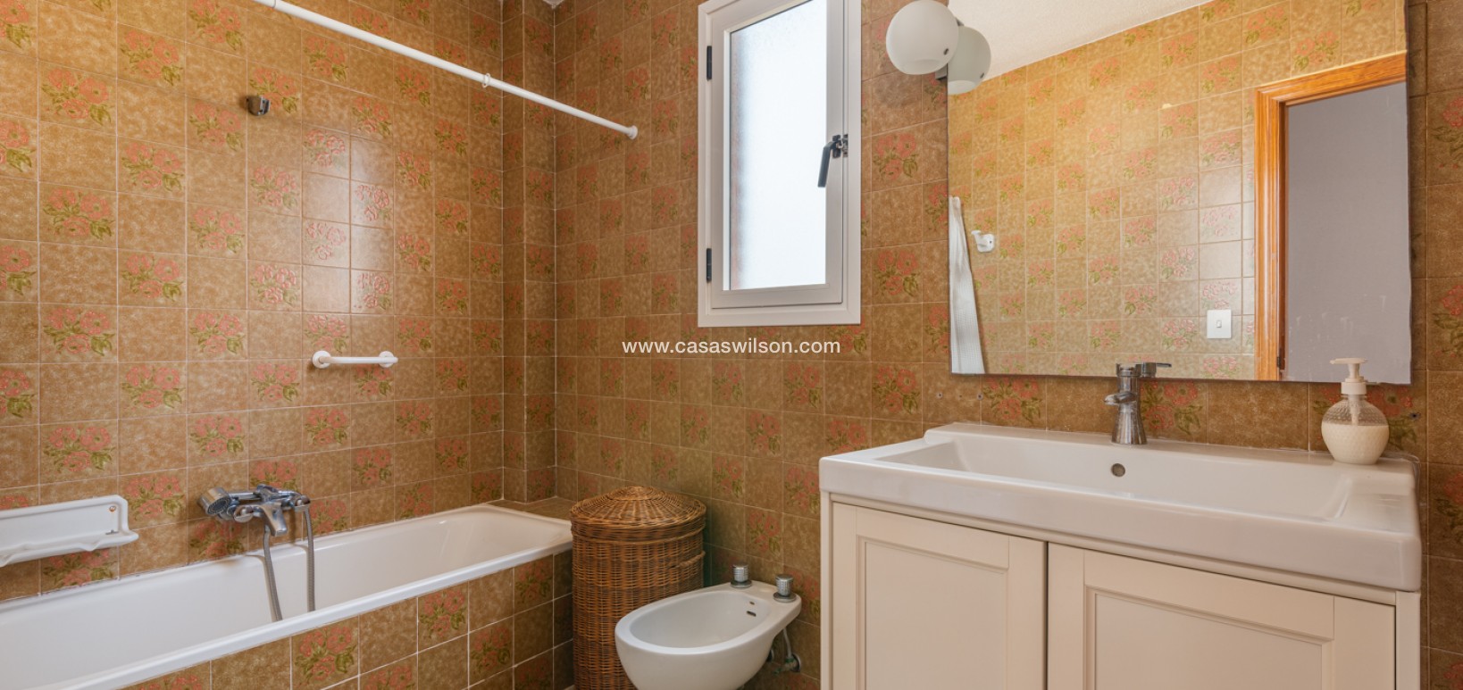 Sale - Villa - Guardamar del Segura