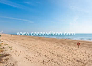 Sale - Villa - Guardamar del Segura