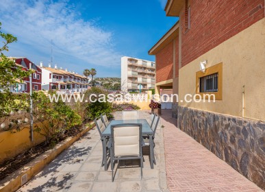 Sale - Villa - Guardamar del Segura