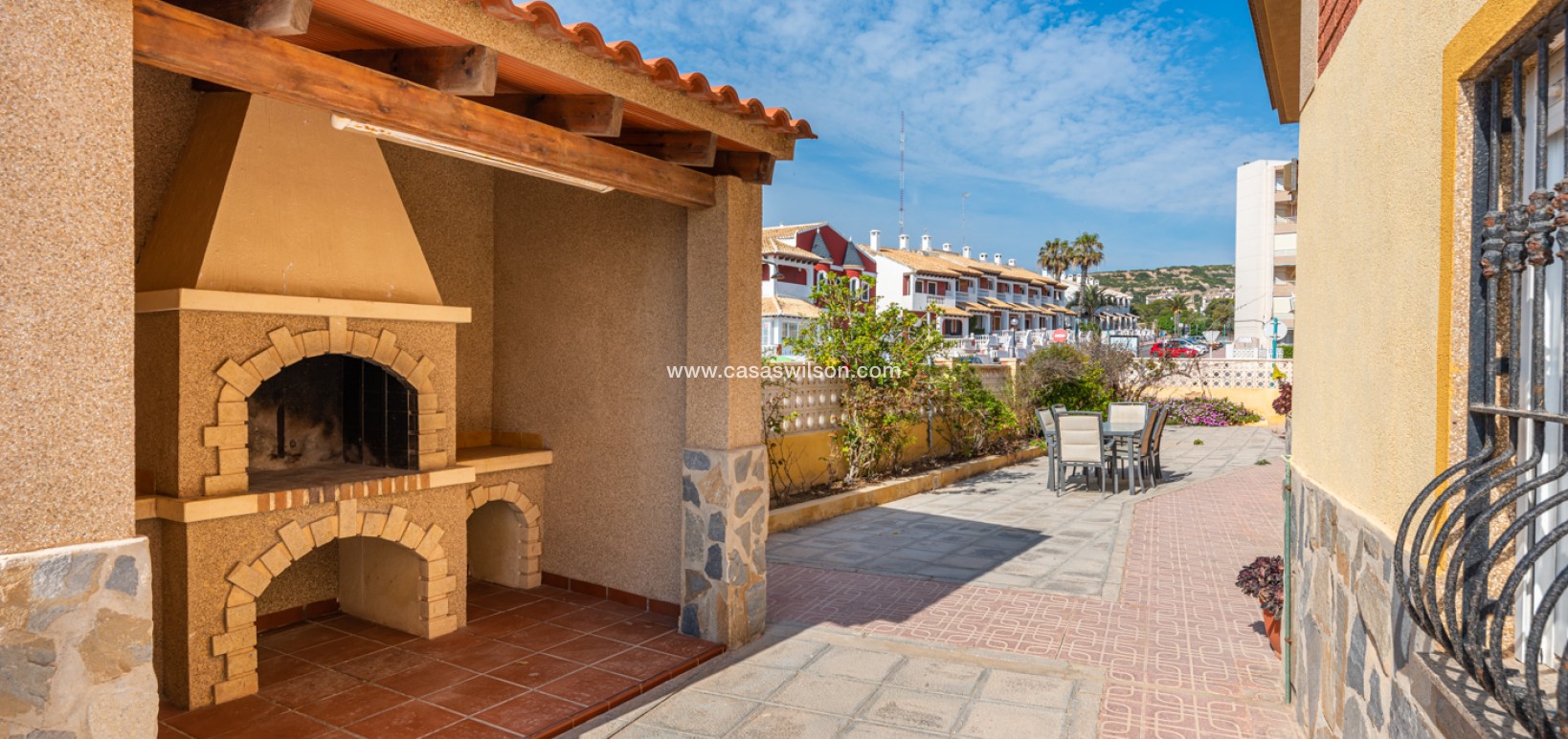 Sale - Villa - Guardamar del Segura