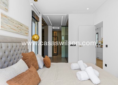 Sale - Villa - El Campello - El Amerador