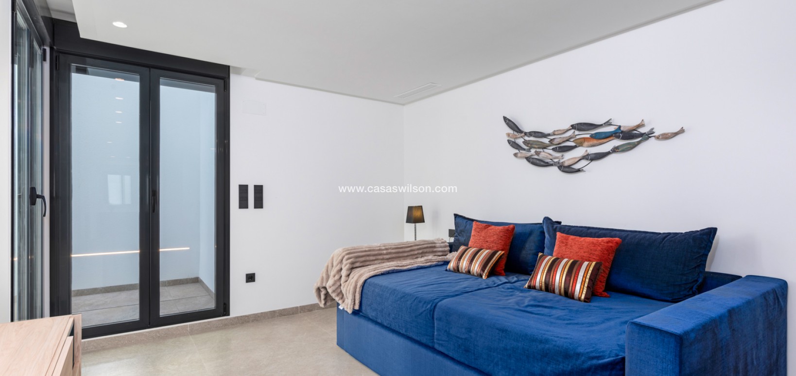 Sale - Villa - El Campello - El Amerador