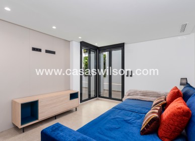 Sale - Villa - El Campello - El Amerador