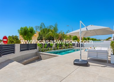 Sale - Villa - El Campello - El Amerador
