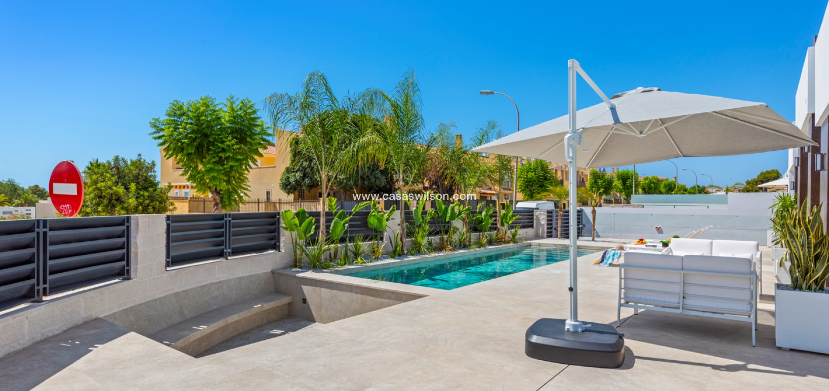 Sale - Villa - El Campello - El Amerador