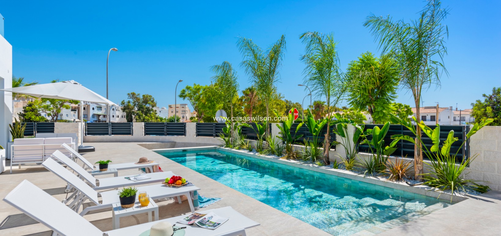 Sale - Villa - El Campello - El Amerador