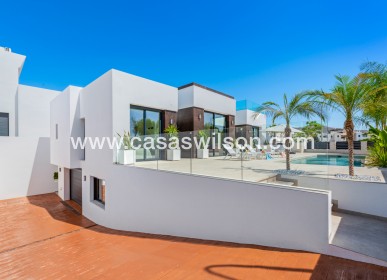 Sale - Villa - El Campello - El Amerador