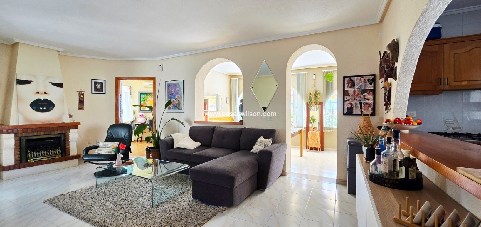 Sale - Villa - Ciudad Quesada - Urbanizaciones