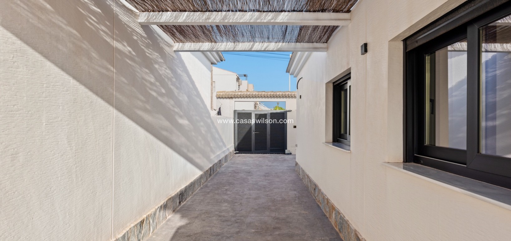 Sale - Villa - Torrevieja - El chaparral