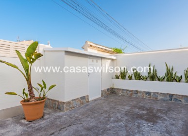 Sale - Villa - Torrevieja - El chaparral