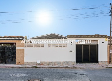 Sale - Villa - Torrevieja - El chaparral