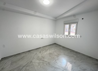 Sale - Apartment - Torrevieja