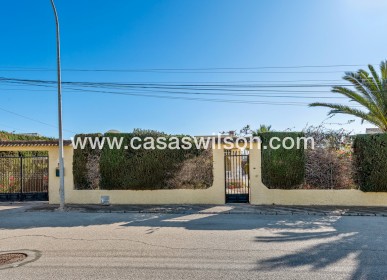 Venta - Chalet - Torrevieja - La Siesta