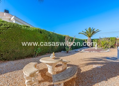 Venta - Chalet - Torrevieja - La Siesta