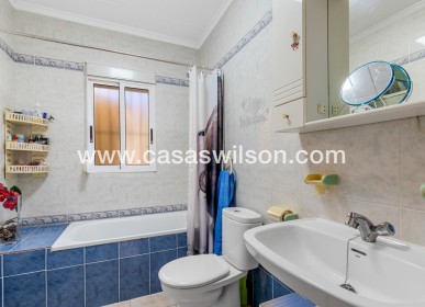 Venta - Chalet - Torrevieja - La Siesta