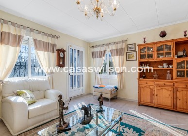 Venta - Chalet - Torrevieja - La Siesta