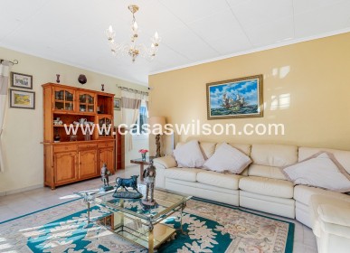 Venta - Chalet - Torrevieja - La Siesta