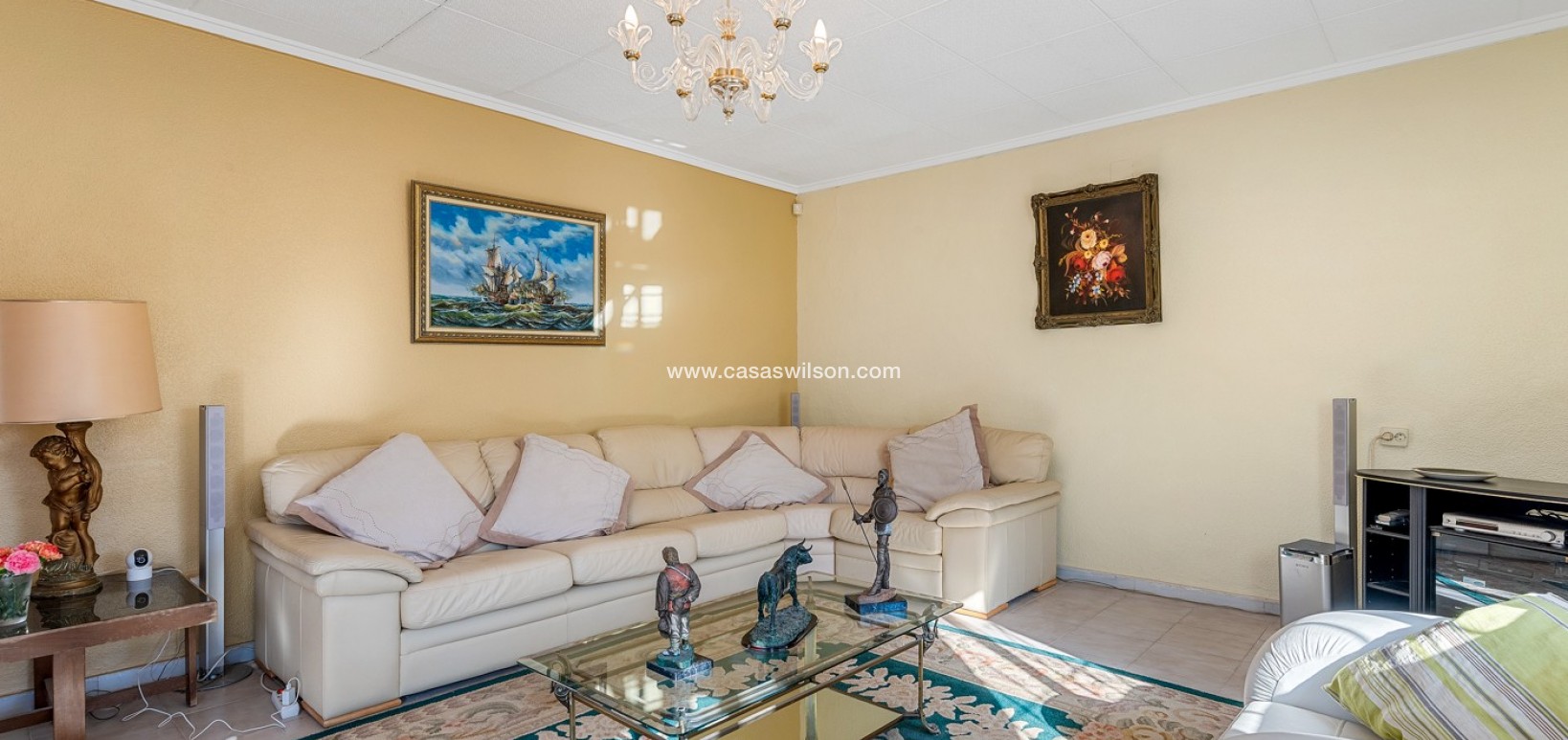 Venta - Chalet - Torrevieja - La Siesta