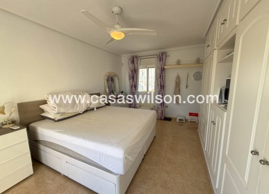 Sale - Villa - Villamartin