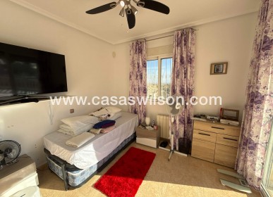 Sale - Villa - Villamartin