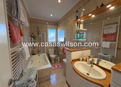 Sale - Villa - Villamartin