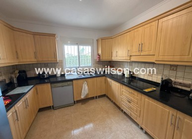 Sale - Villa - Villamartin