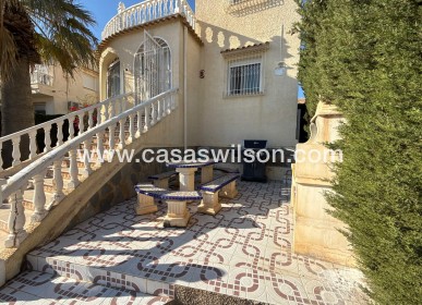 Sale - Villa - Villamartin