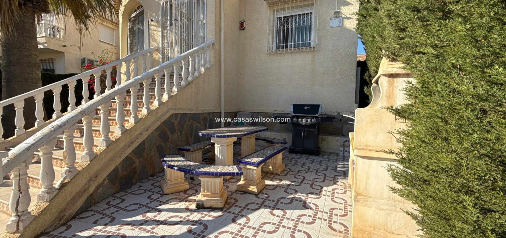 Sale - Villa - Villamartin