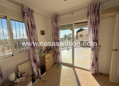 Sale - Villa - Villamartin