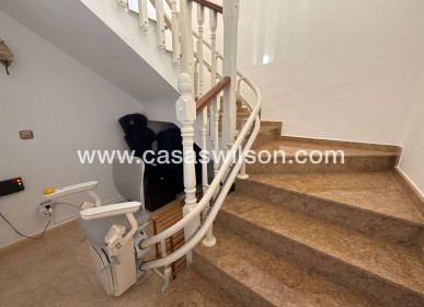 Sale - Villa - Villamartin