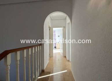 Sale - Villa - Villamartin
