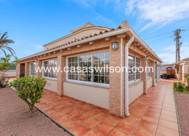 Sale - Villa - Torrevieja