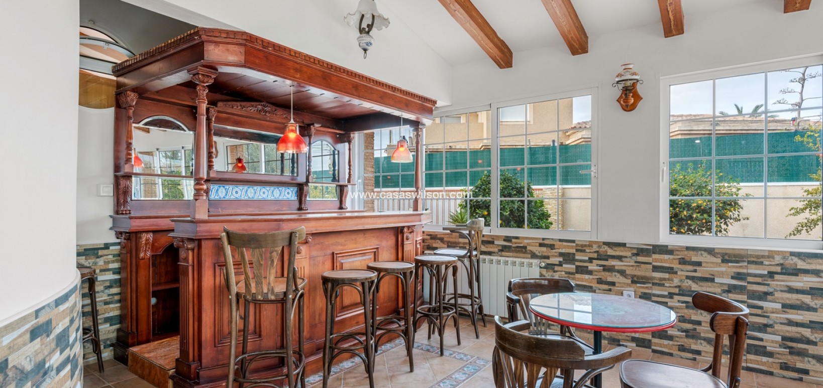 Sale - Villa - Torrevieja