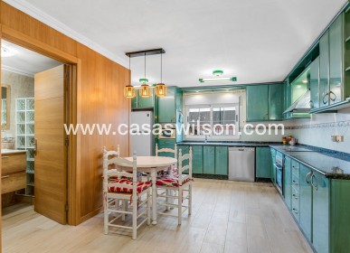 Sale - Villa - Torrevieja