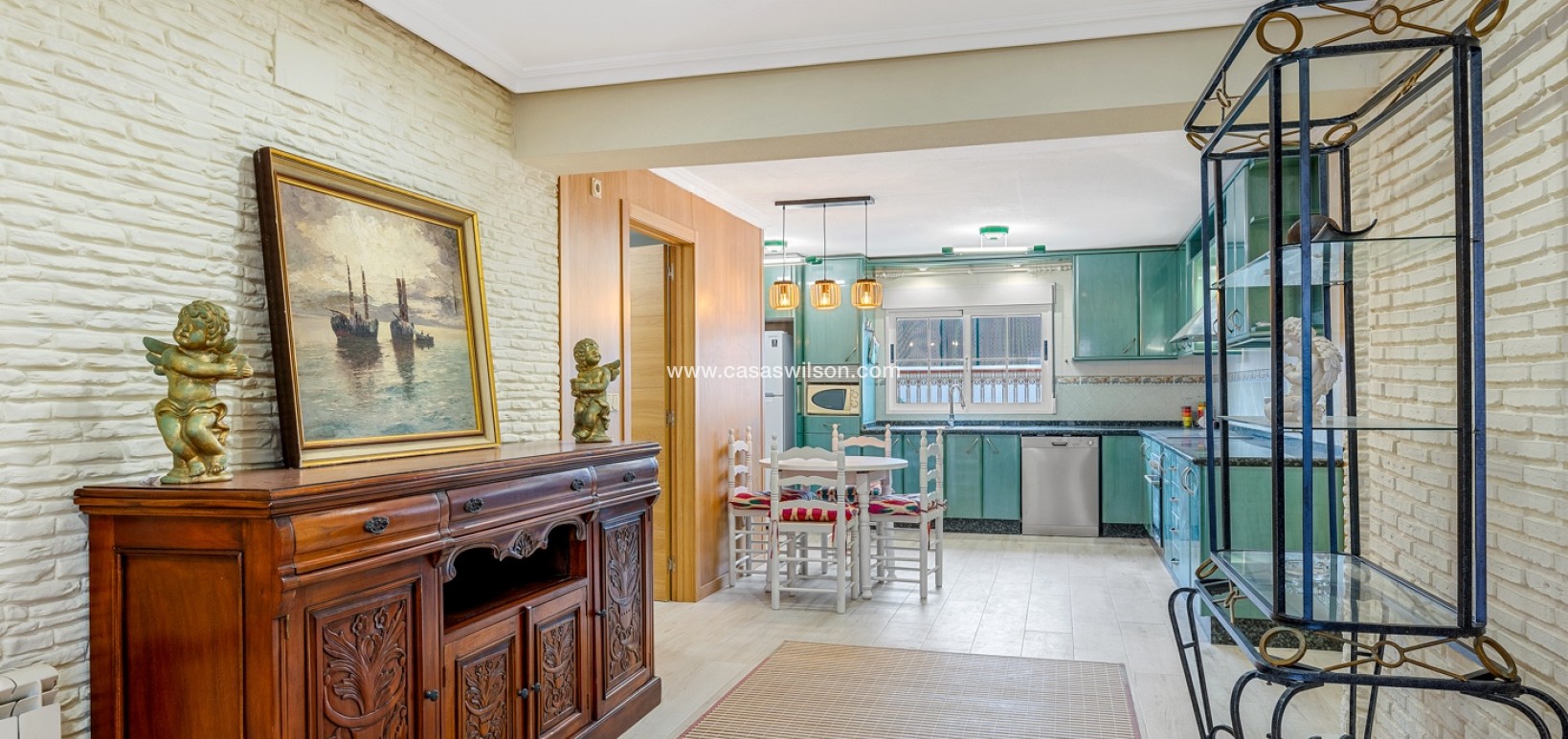 Sale - Villa - Torrevieja