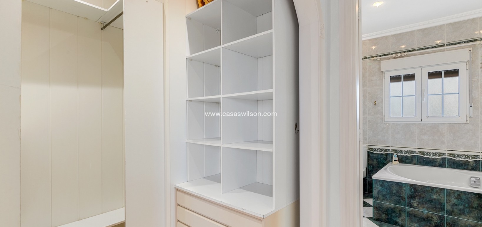 Sale - Villa - Torrevieja