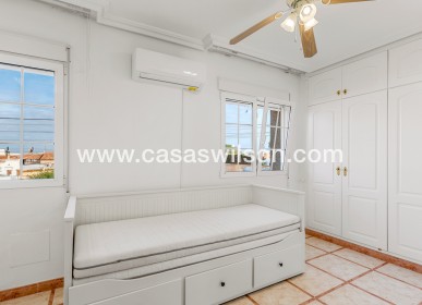 Sale - Villa - Torrevieja