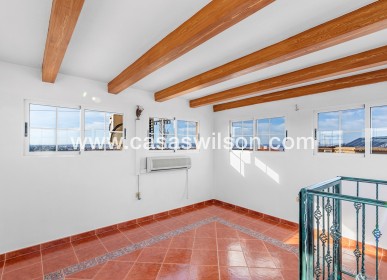 Sale - Villa - Torrevieja