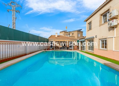 Sale - Villa - Torrevieja